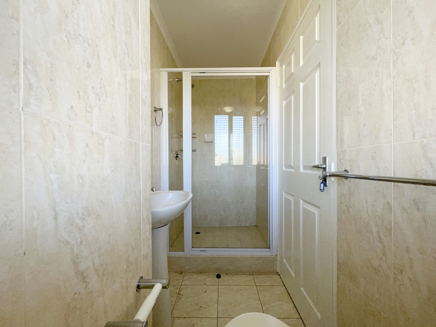 To Let 2 Bedroom Property for Rent in Rosendal Western Cape